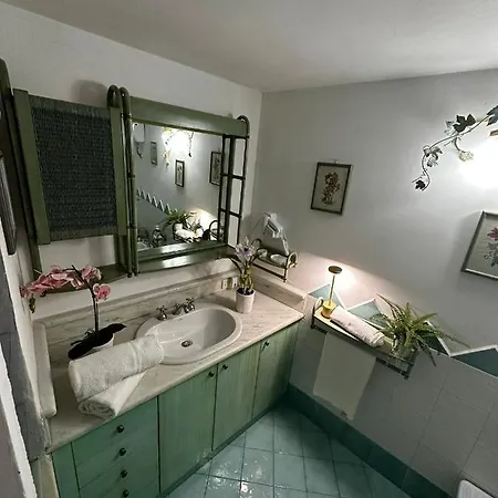 Maison d'hôtes La Scala Di Atena 4*